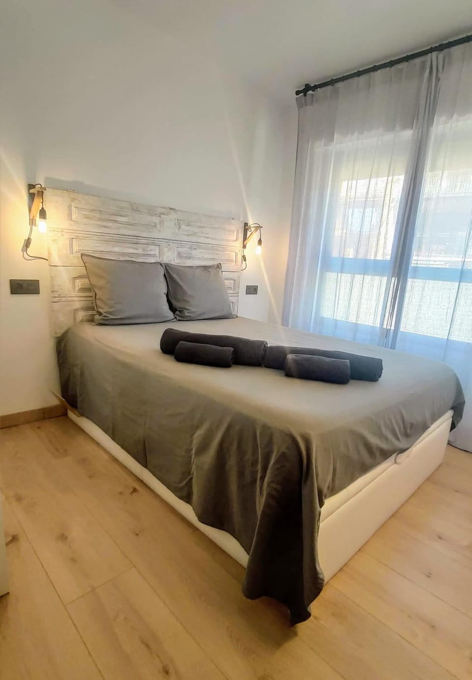 Bed, Bedroom, storage