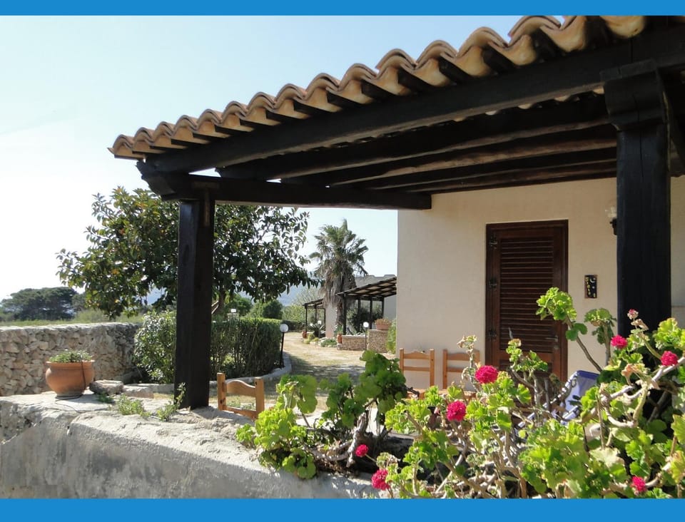 Day, Garden, Balcony/Terrace