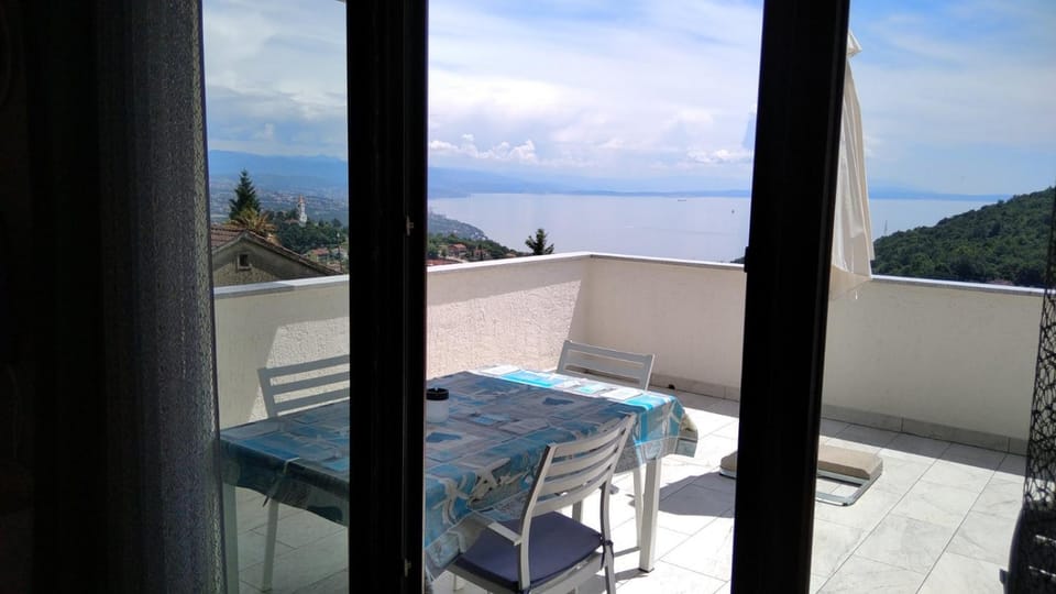 Apartment Miro- 5 km from Opatija Apartment in Primorje-Gorski Kotar County