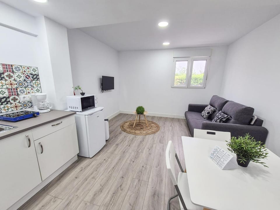 Living room, kitchen