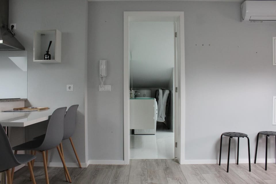 Toilet, Bathroom, Seating area, Dining area, air conditioner
