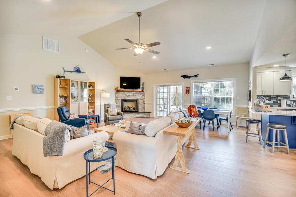 Stunning Cape Charles Retreat ~ 1 Mi to Beach House in Virginia