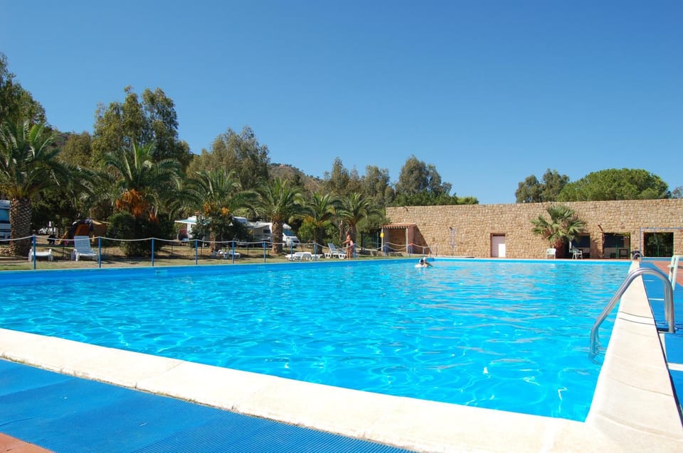 Day, Swimming pool, Swimming pool