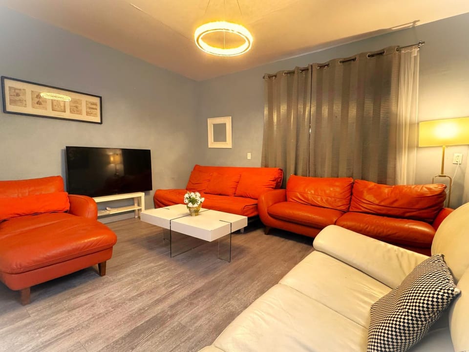 ReUnion Apartment in Laval