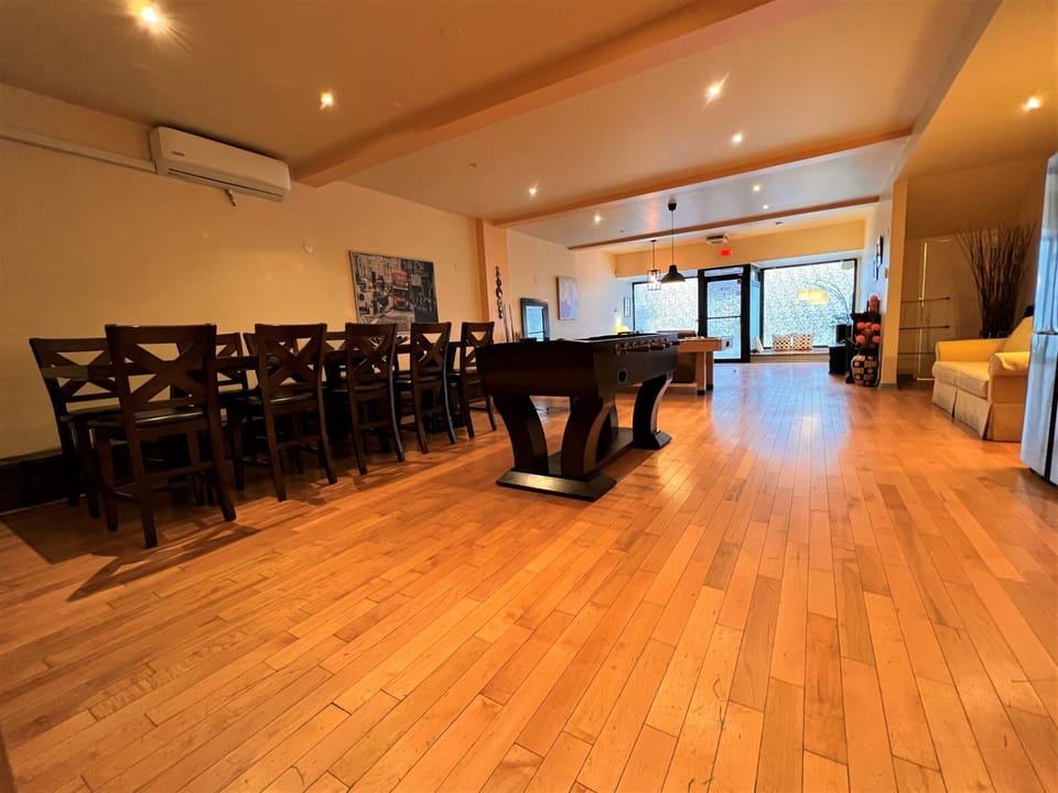 ReUnion Apartment in Laval