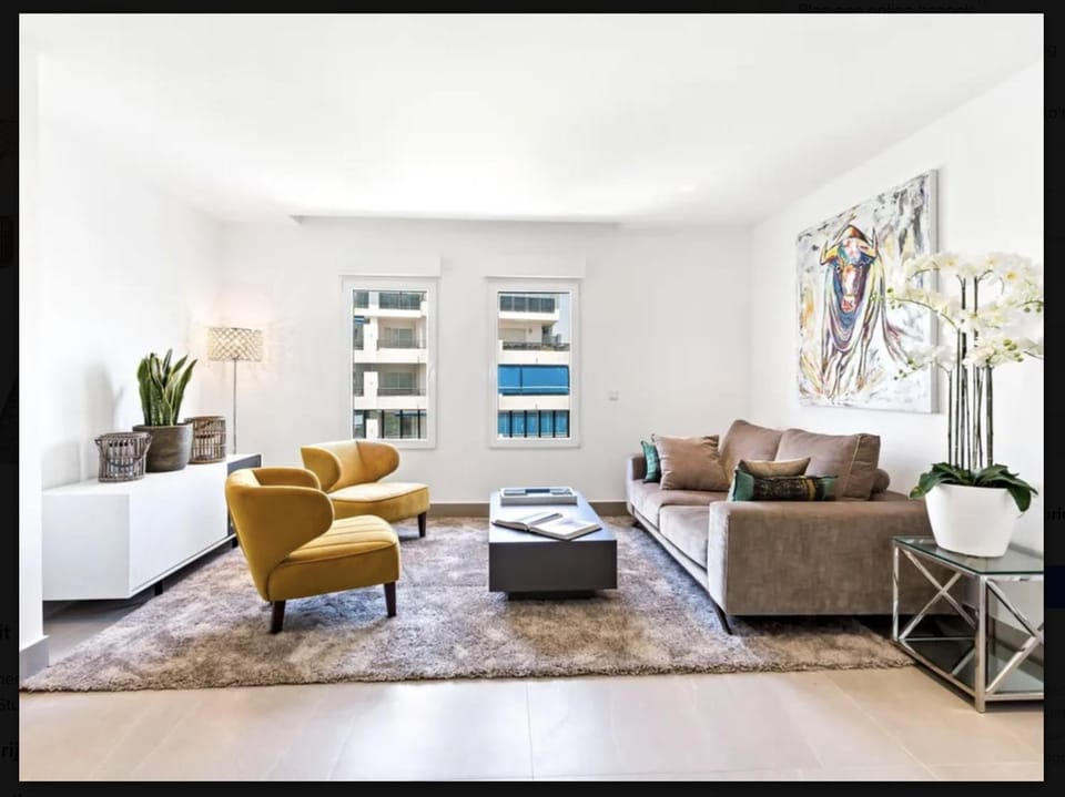 Puerto Banus luxury apartment located in harbor Apartment in Marbella