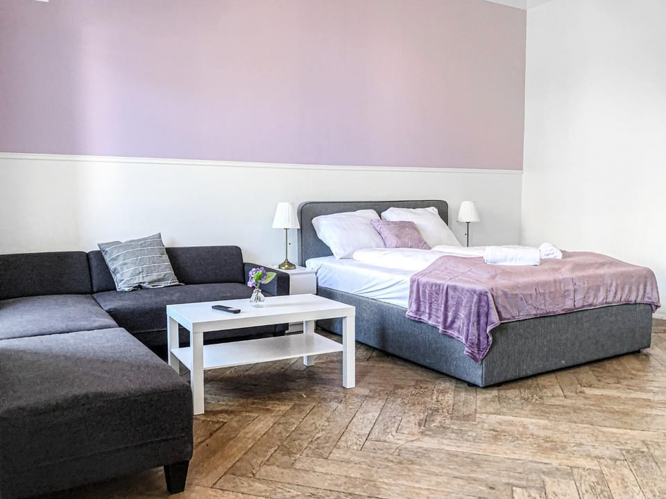 Bed, Seating area, Bedroom, towels