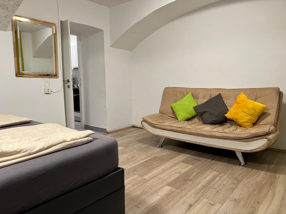 Bed, Seating area, Bedroom