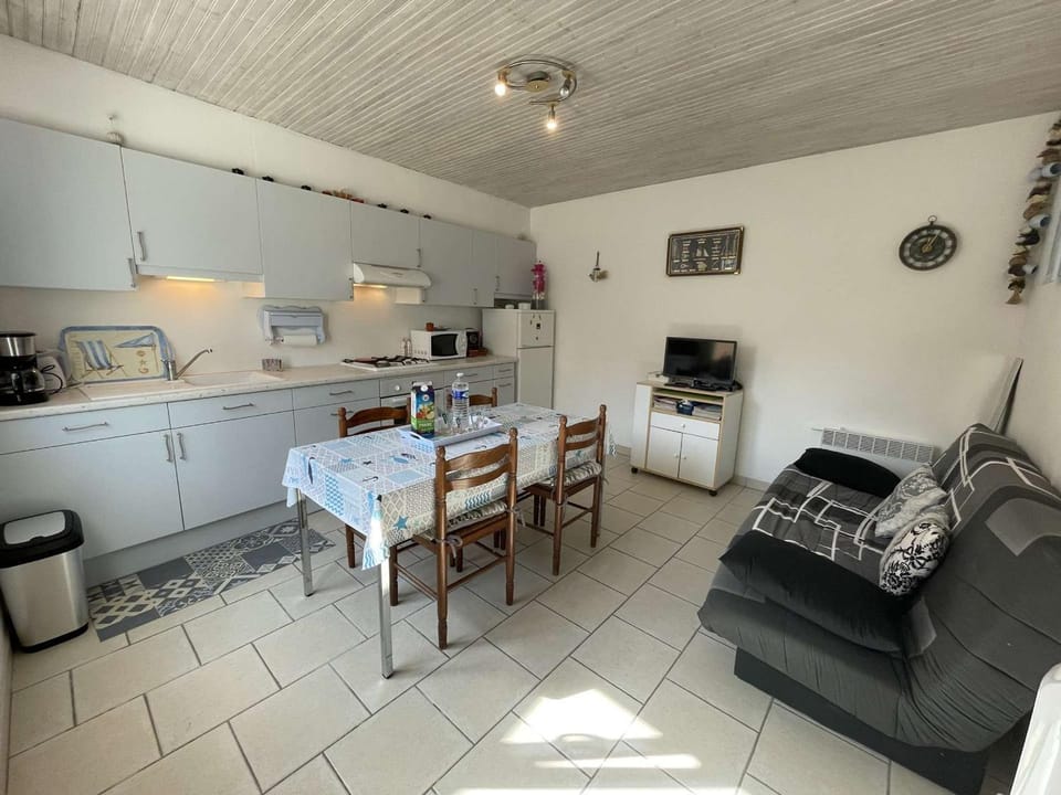 Charmante maison à Saint-Jean-de-Monts, 400m de la plage, terrasse, jardin, parking et ménage inclus - FR-1-224C-198 House in Saint-Jean-de-Monts