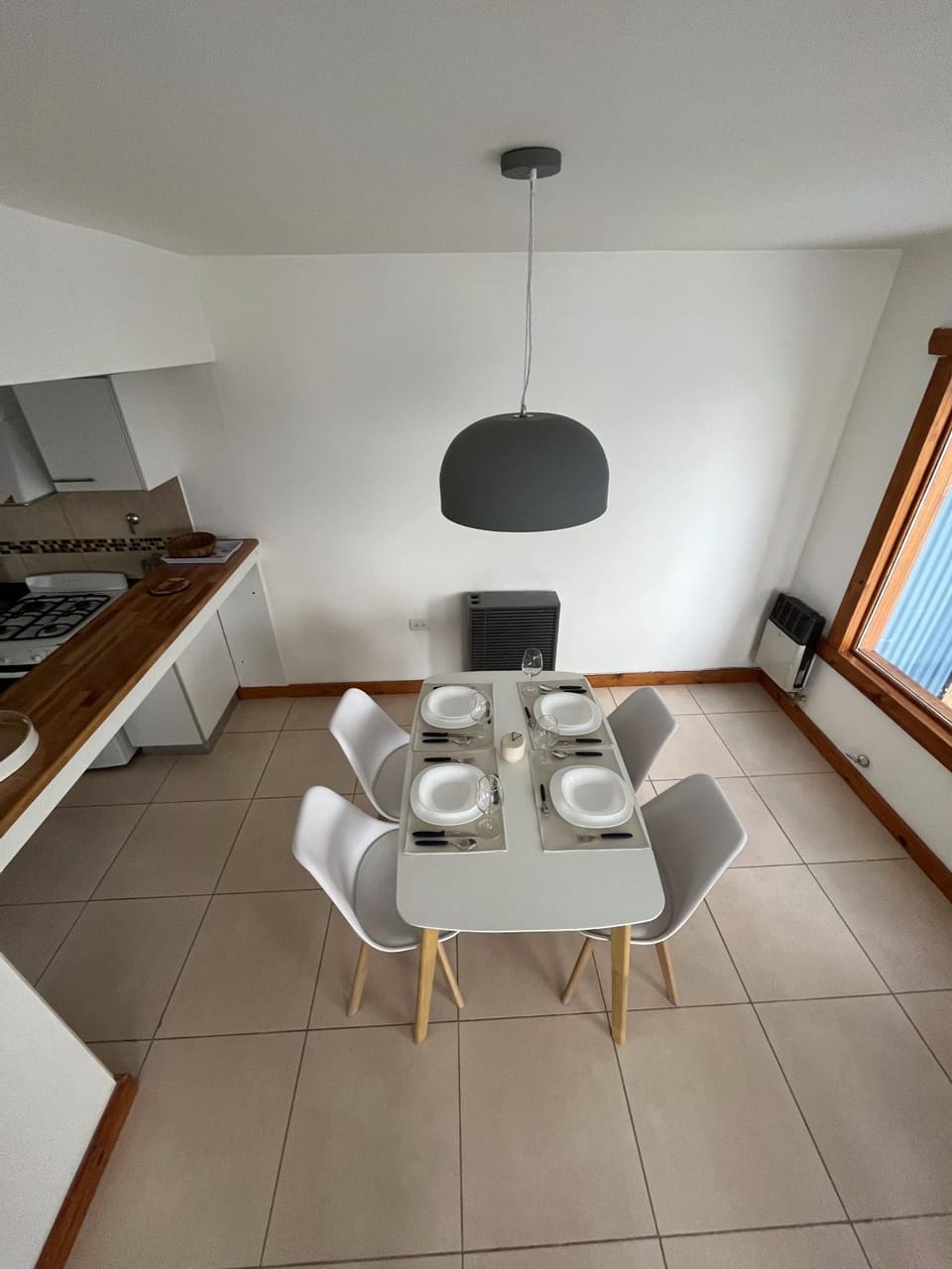 Kitchen or kitchenette, Dining area, Communal kitchen
