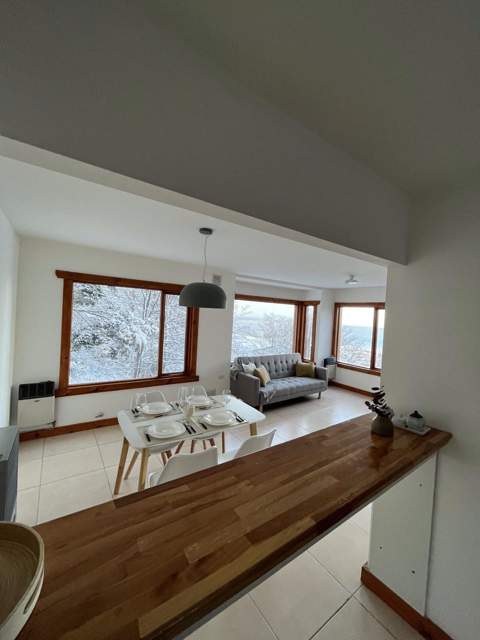 Kitchen or kitchenette, Dining area, Communal kitchen