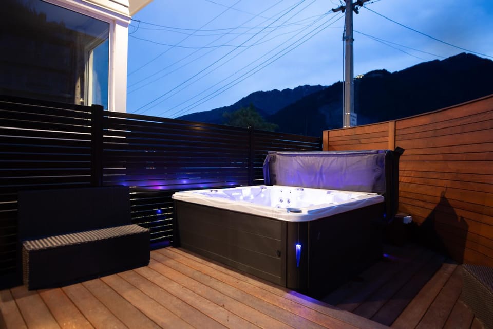Hot Tub