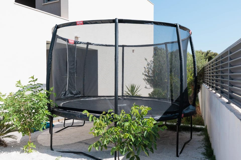 Patio, Day, Natural landscape, Children play ground, Balcony/Terrace