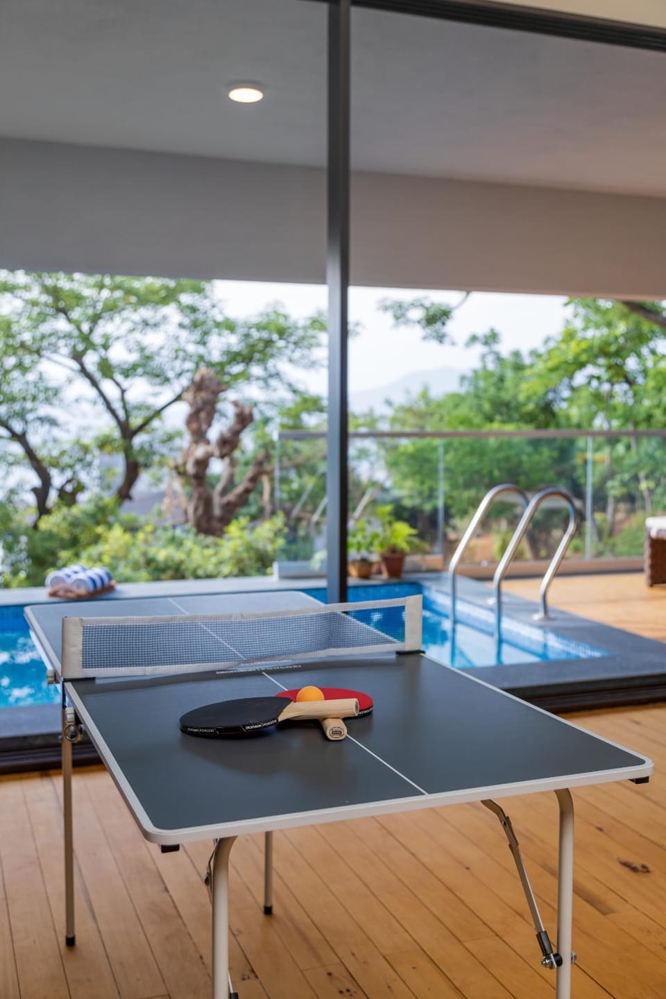 Activities, Activities, Swimming pool