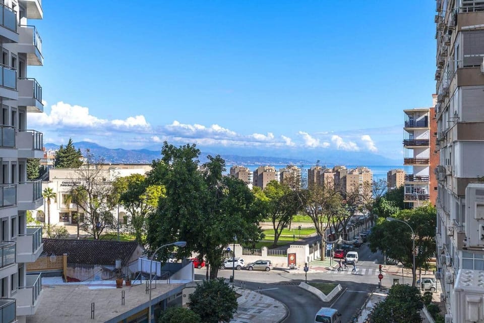 Neighbourhood, City view, Mountain view, Sea view, Street view
