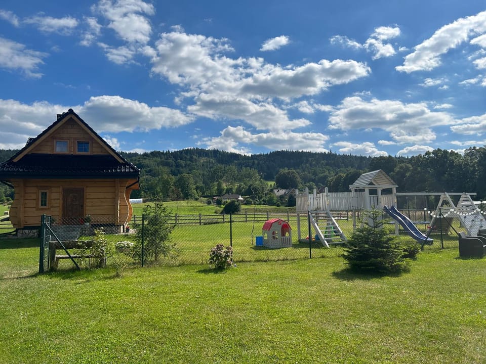 Słoneczna Chata z Bali Chalet in Lower Silesian Voivodeship