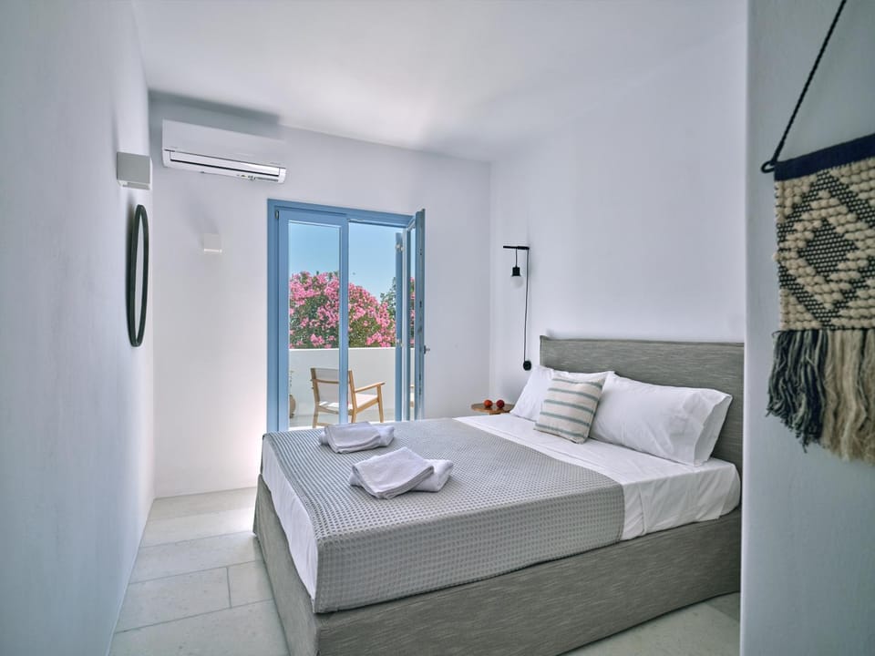 Etherio Apartment II Apartment in Paros, Greece