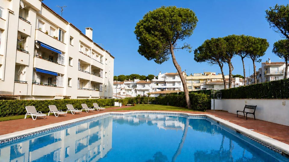Apartaments Club Nàutic Terral Apartment in L'Escala
