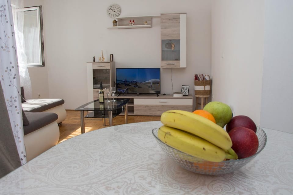 Apartment BUBA Apartment in Omiš bus station