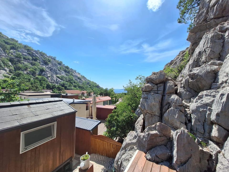 Day, Mountain view, Sea view