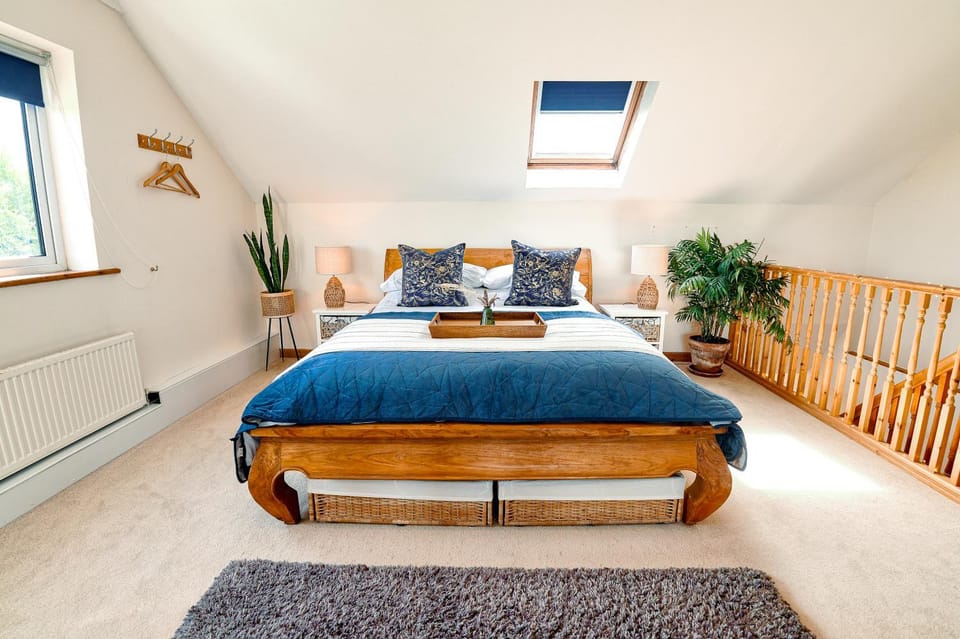 Bed, Bedroom, storage