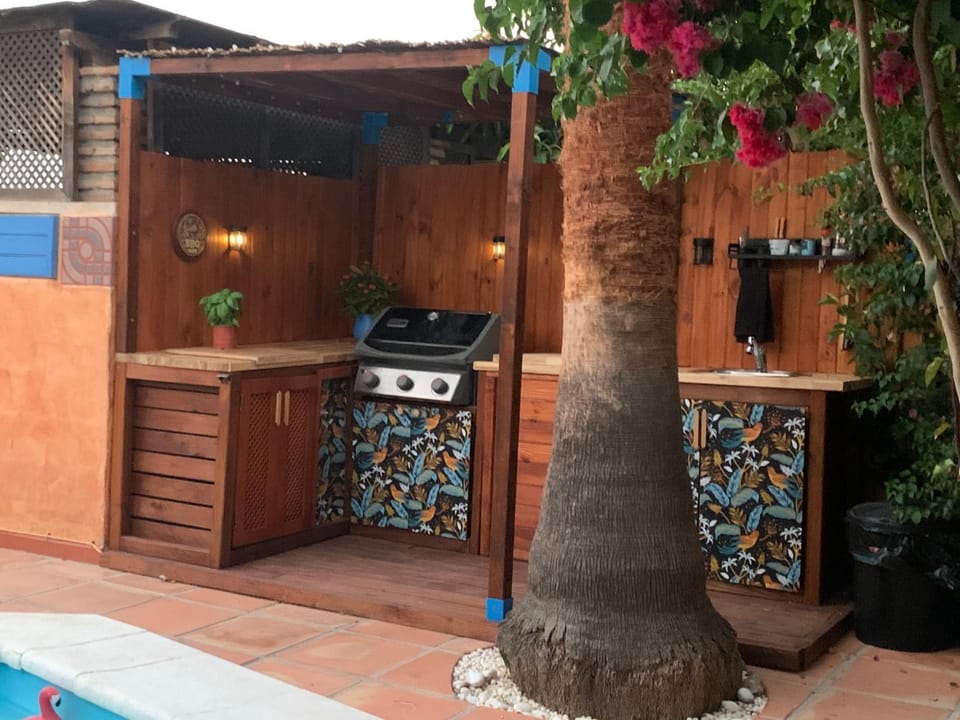 BBQ facilities, Swimming pool