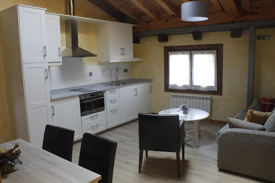 Kitchen or kitchenette, Living room, Dining area