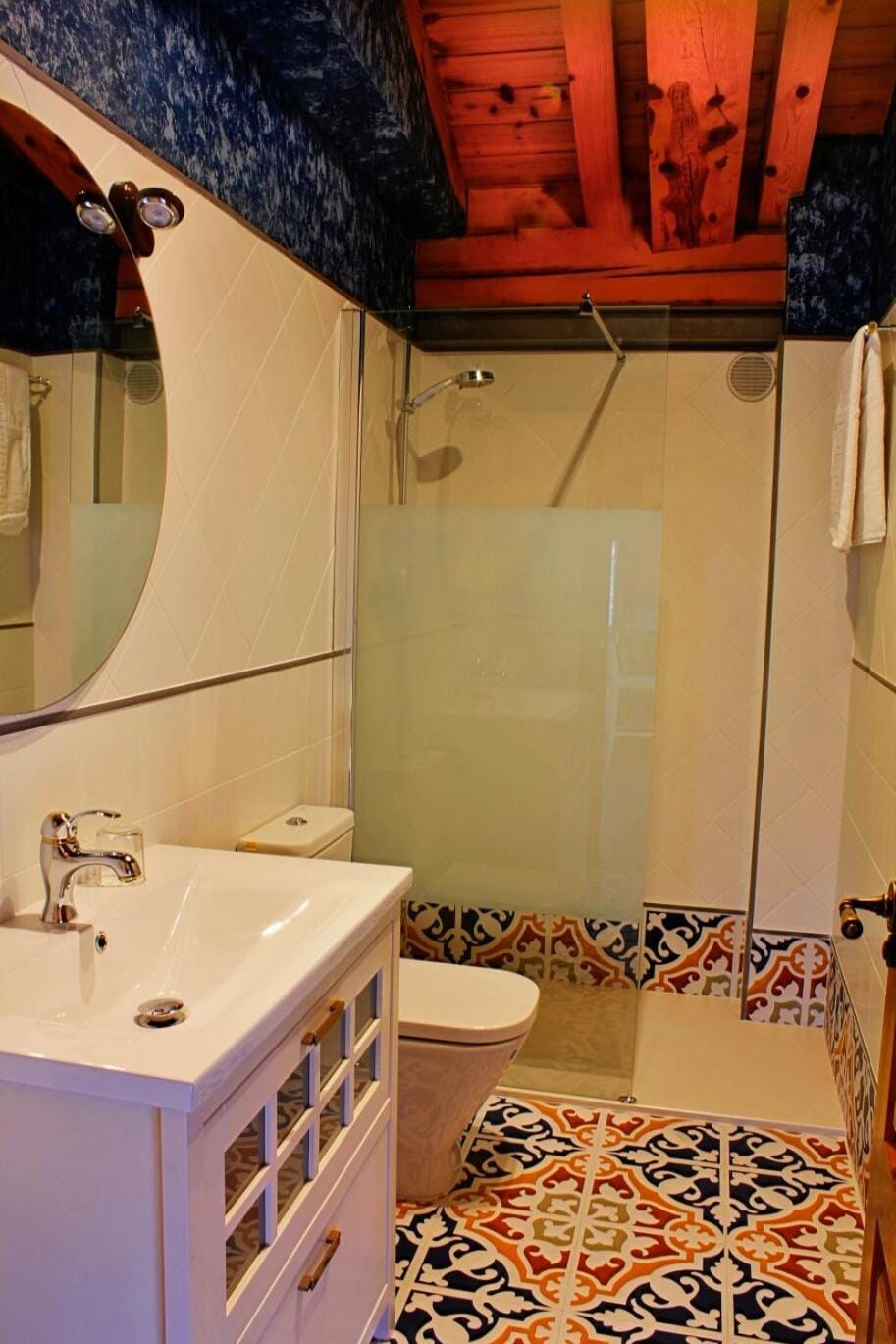 Toilet, Bathroom