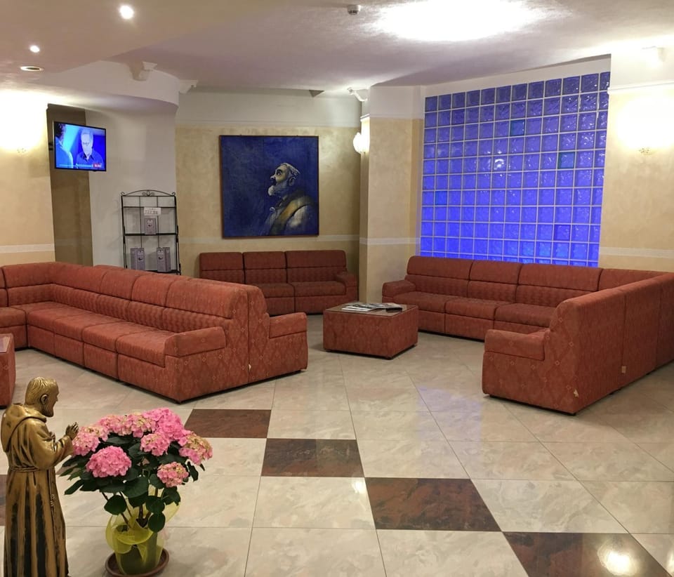 Lounge or bar