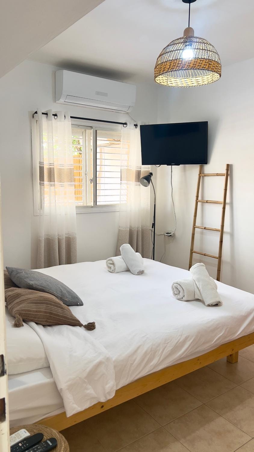 TV and multimedia, Bedroom