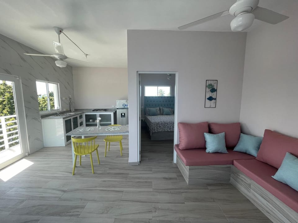 Living room, Dining area