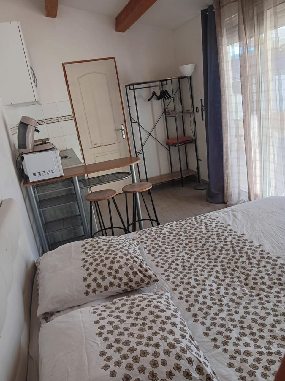 Studio sympa meublé avec parking privé et piscine House in Manosque