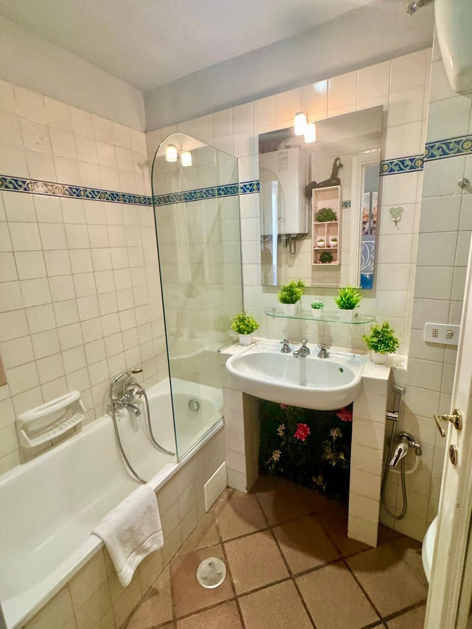 Trastevere Rome's Heart charming appartment 8 Apartment in Rome