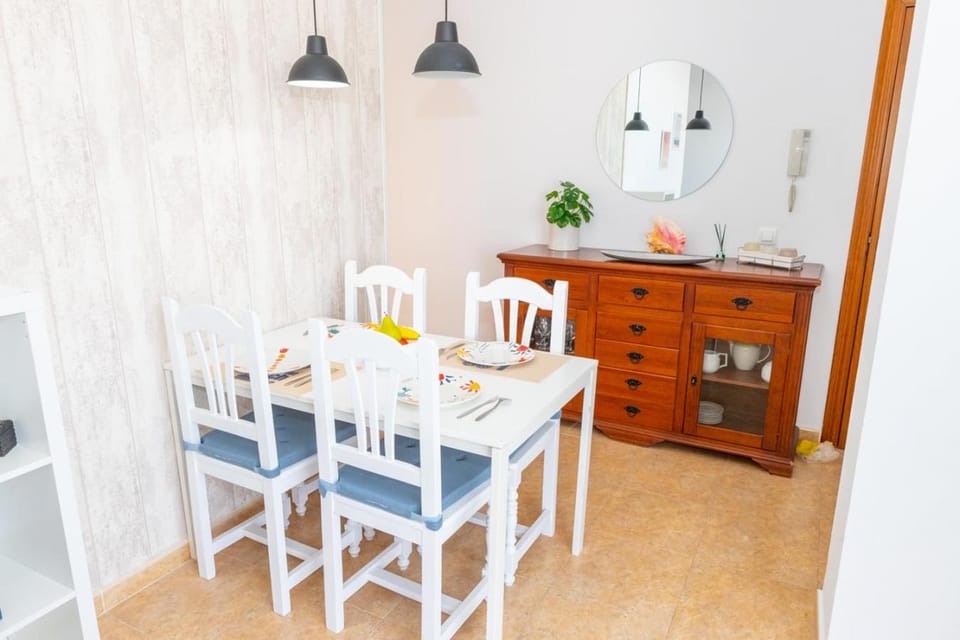 Levante Penthouse: Terrace by the Marshes Apartment in Barbate