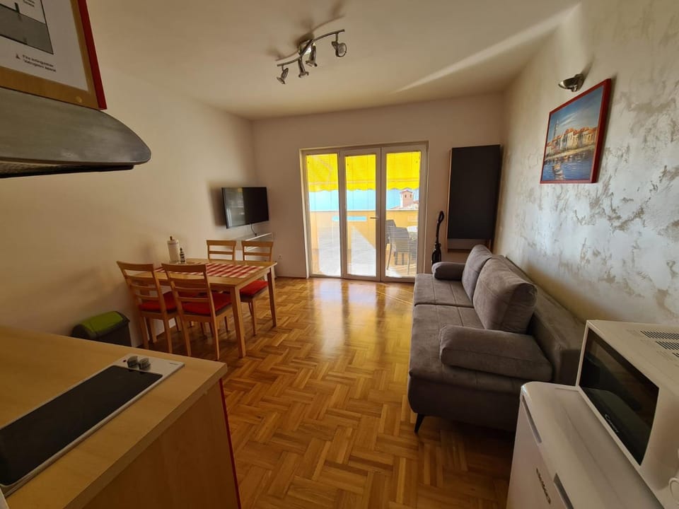 Balcony/Terrace, Living room