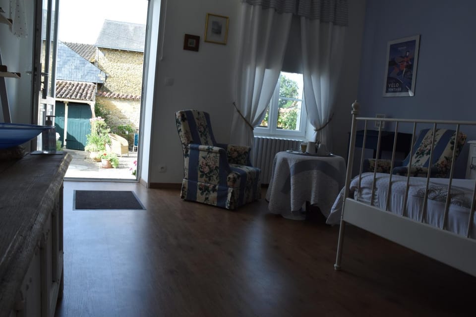 Seating area