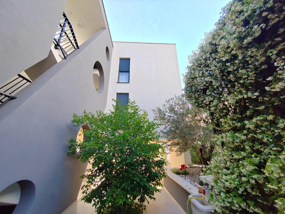 Property building, Garden