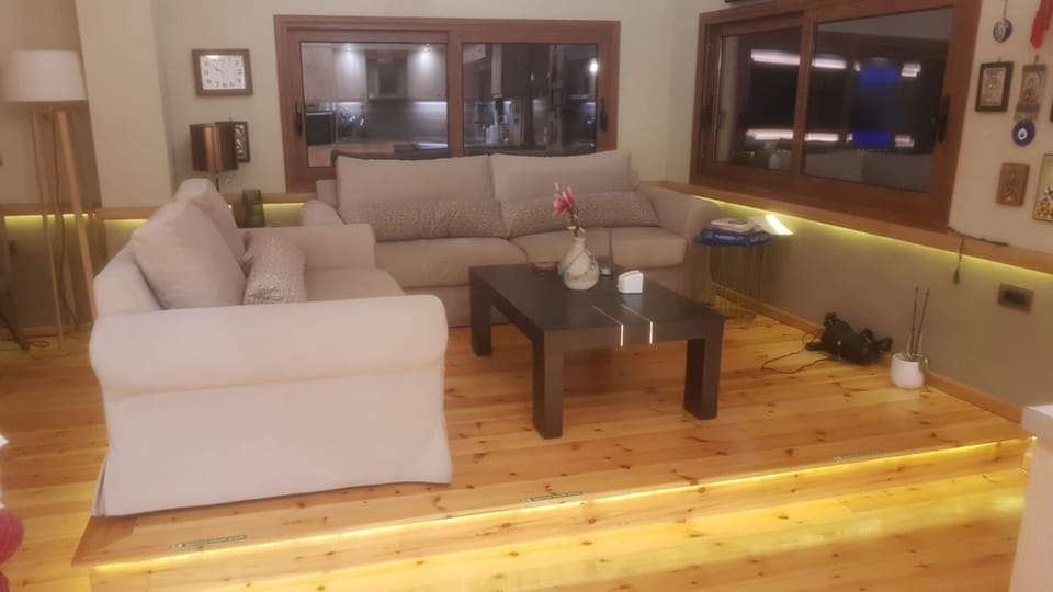 Vila Thailanda in Katakolo Apartment in Peloponnese, Western Greece and the Ionian