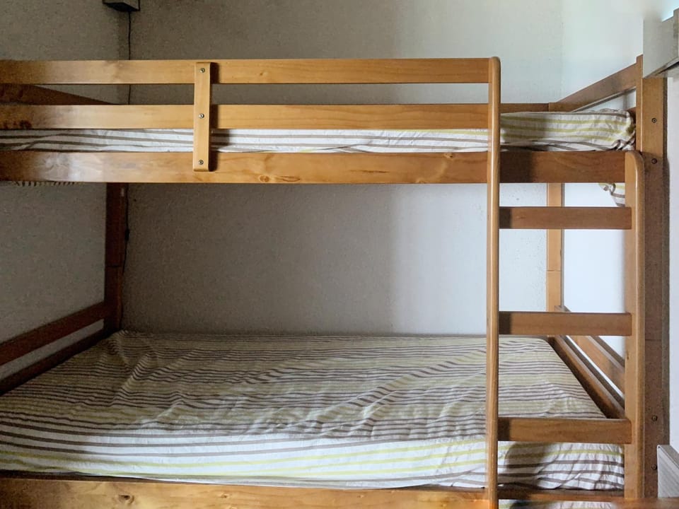 bunk bed