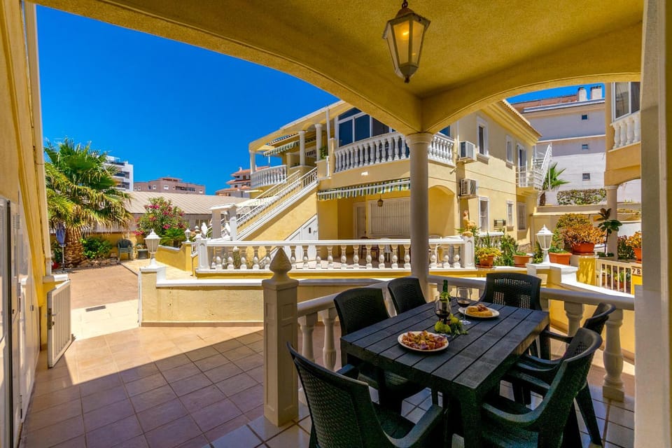 Balcony/Terrace, Dining area
