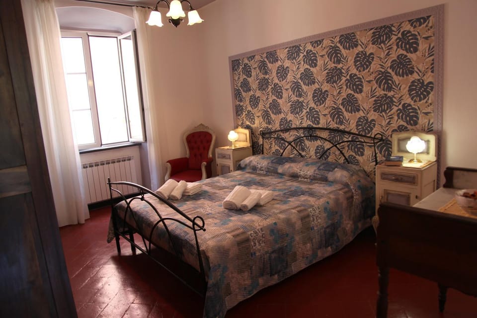 Le ortensie di Villa Vittoria nel verde a pochi minuti di auto dalle spiagge Apartment in Liguria