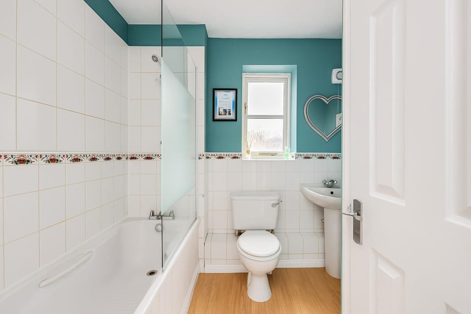 Toilet, Bathroom, Bath