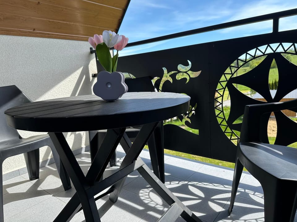 View (from property/room), Balcony/Terrace