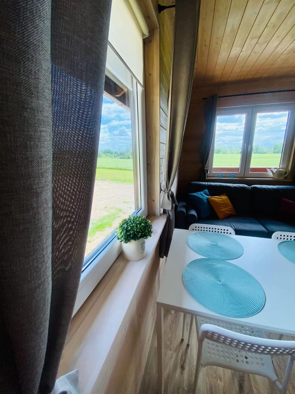 Living room, Seating area, Dining area, Garden view