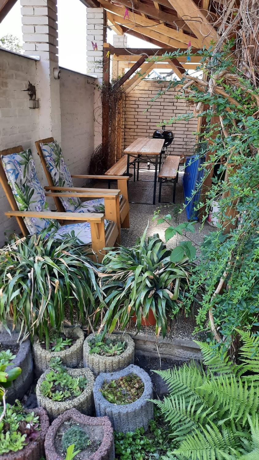 BBQ facilities, Garden, Seating area