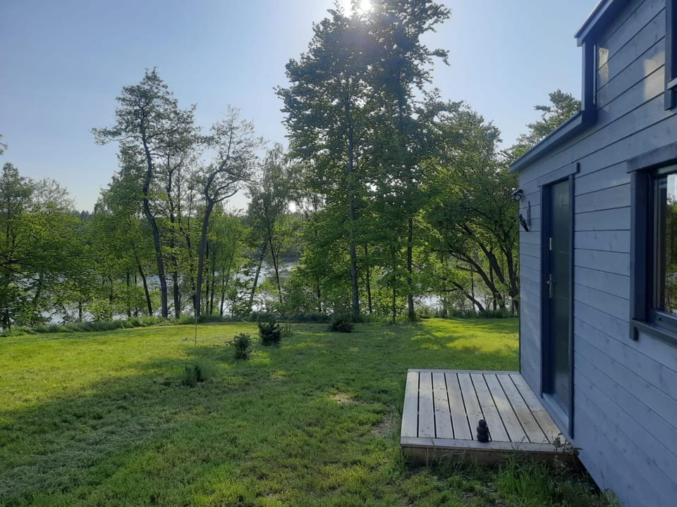 Domek nad jeziorem Gowidlińskim House in Pomeranian Voivodeship