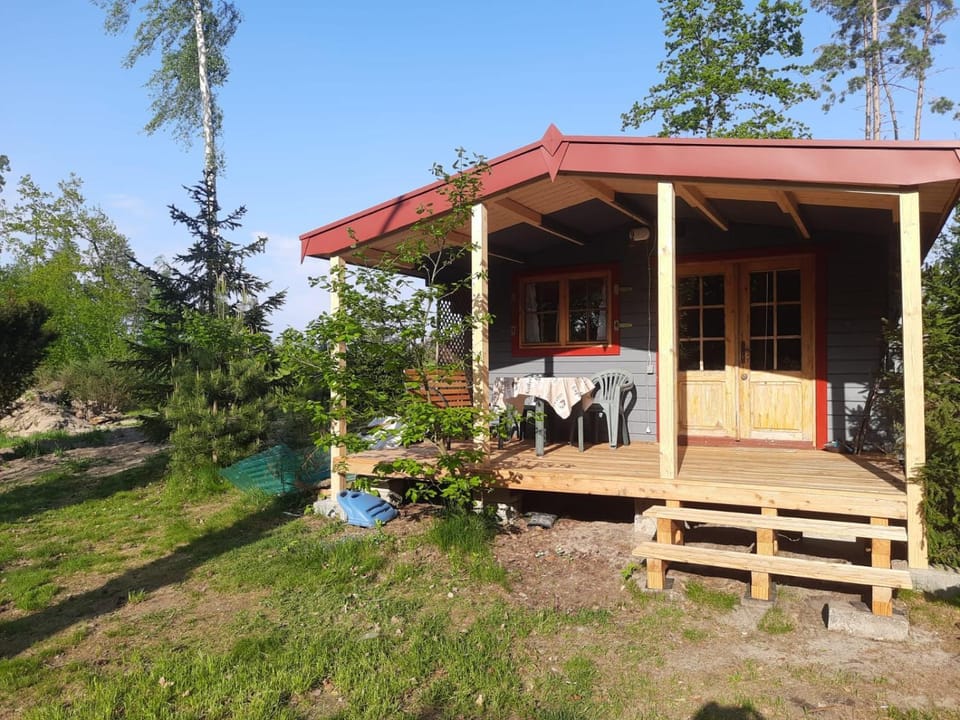 Domek nad jeziorem Gowidlińskim House in Pomeranian Voivodeship