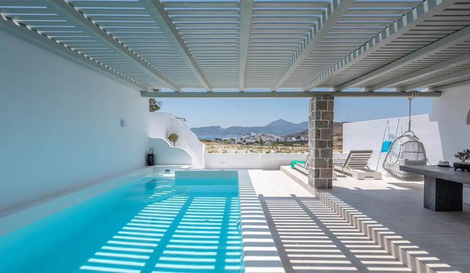 Day, Natural landscape, View (from property/room), Balcony/Terrace, Pool view, Swimming pool