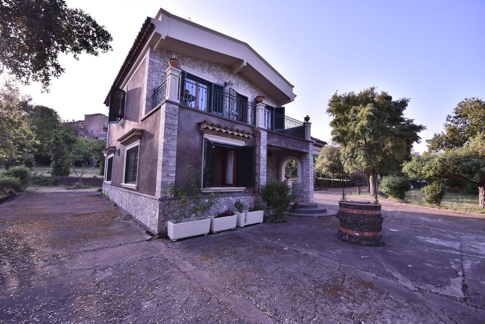 Villa Caterina, alle pendici del Vulcano Etna Villa in Sicily