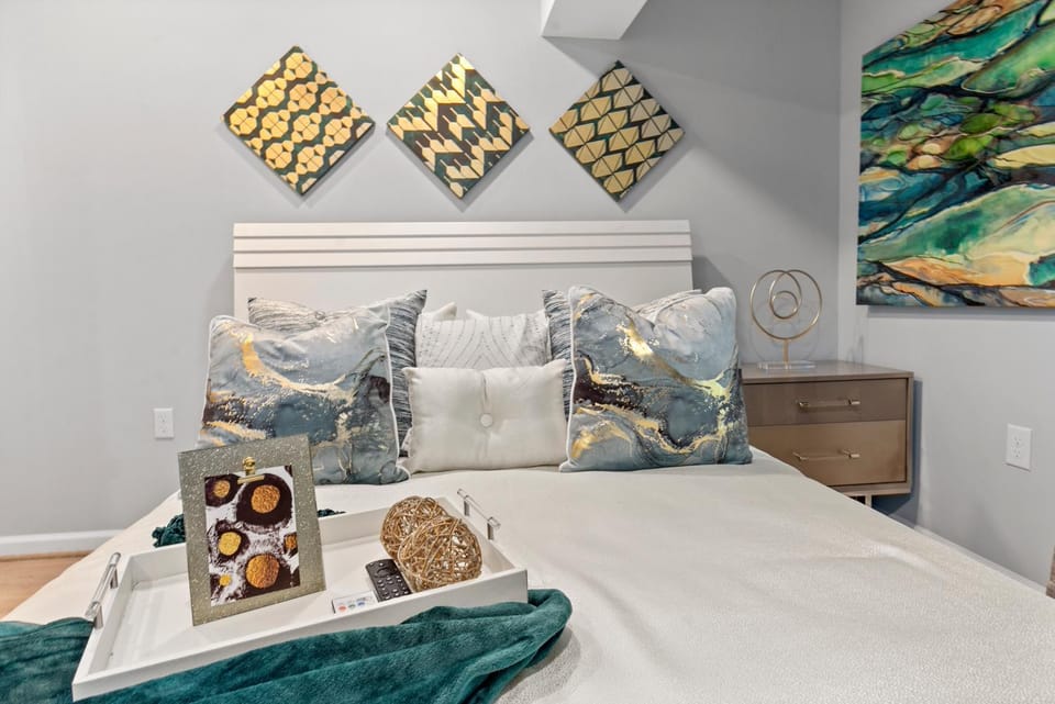 Bed, Bedroom